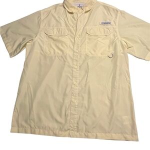 Columbia Men's Yellow Casual Button Down Shirt